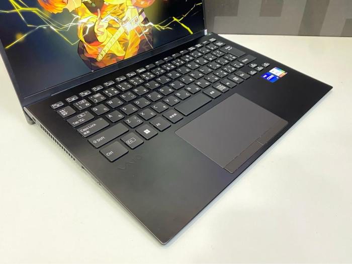 Laptop Sony VAIO VJPK23 Core i7 Gen 13 - RAM 32GB - SSD 1TB - 14 inch - Slim - Elegant & Ringan - Series Business - WIN 11 PRO - foto 2