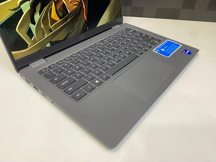 Laptop Dell Latitude 3440 Core i7 Gen 13 - RAM 32GB - SSD 1TB - 14 inch - Series Business - WIN 11 PRO - foto 2